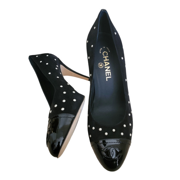 Chanel Black Suede Leather CC Logo Cap Toe High Heels Pearl Pumps 8 38.5 G33423 - Picture 14 of 14